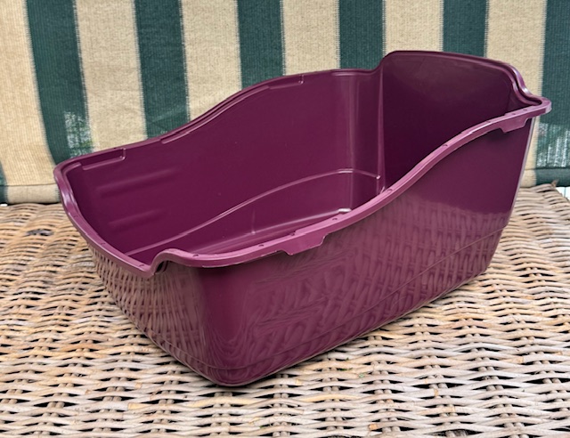 High backed litter tray
